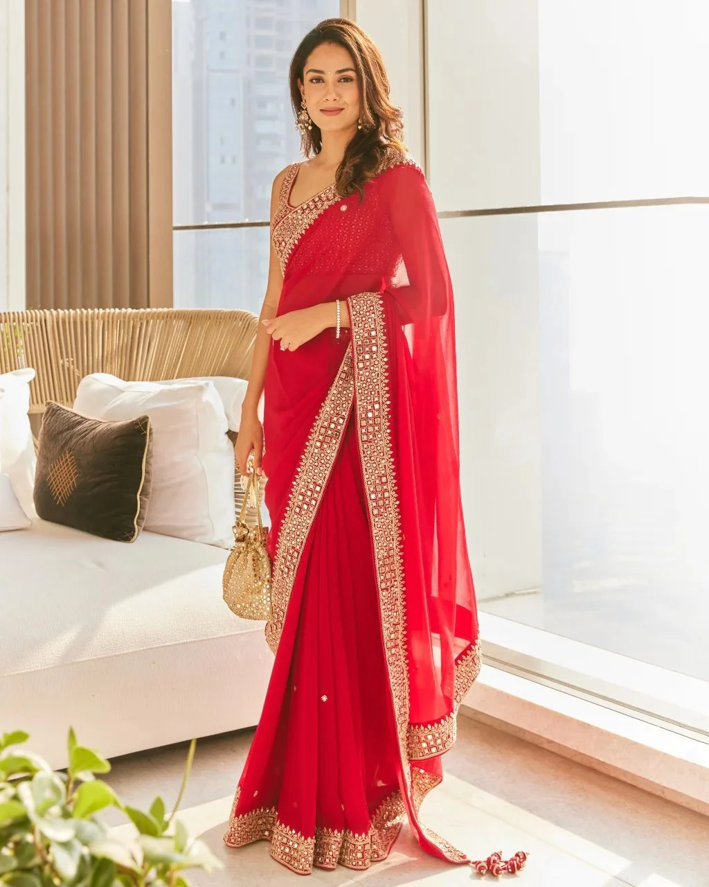 Mira Kapoor Red Saree With Border Bollywood Saree
