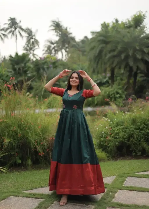 Banarasi Silk South Style Gown 9177