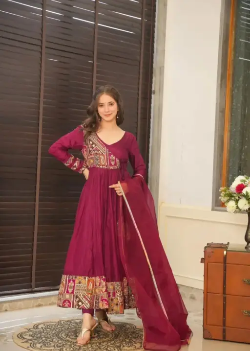 Trending Red Gown 2024 Diwali Ethnic Gown sr1635