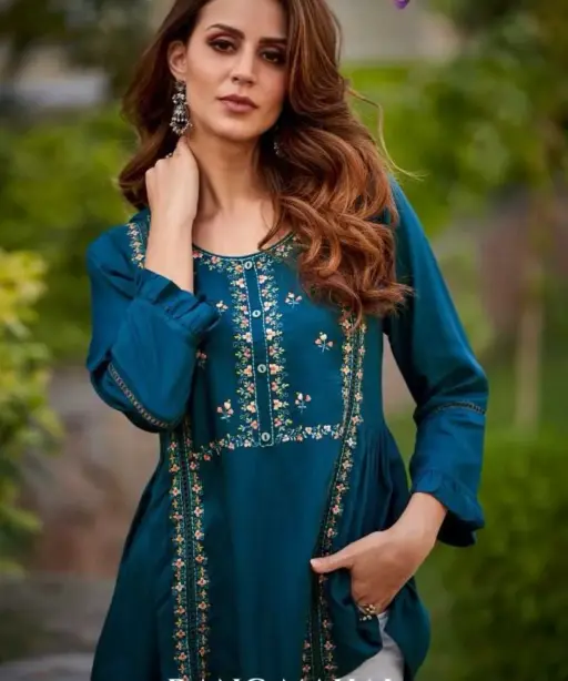 Vamika Nx Rang Mahal