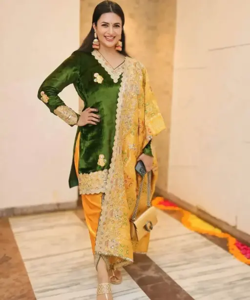 Divyanka Tripathi Trending Velvet Patiala Suit Wedding Wear