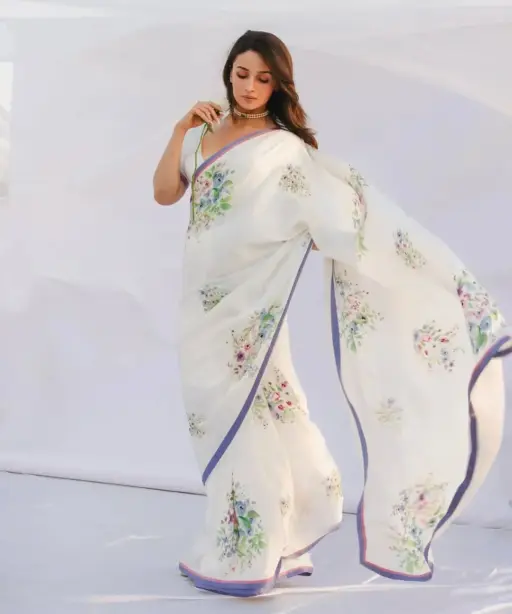 Exclusive Beautiful Alia Bhatt Featured Bollywood Style Creamy Linen Digital Printed Saree