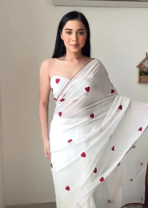 Valentine's Perfect Gift Soft Georgette Saree With Heart Shape Embroidery