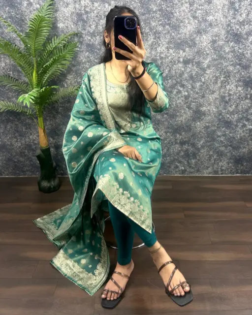 Fashionable Banarasi Silk Kurti Dupatta