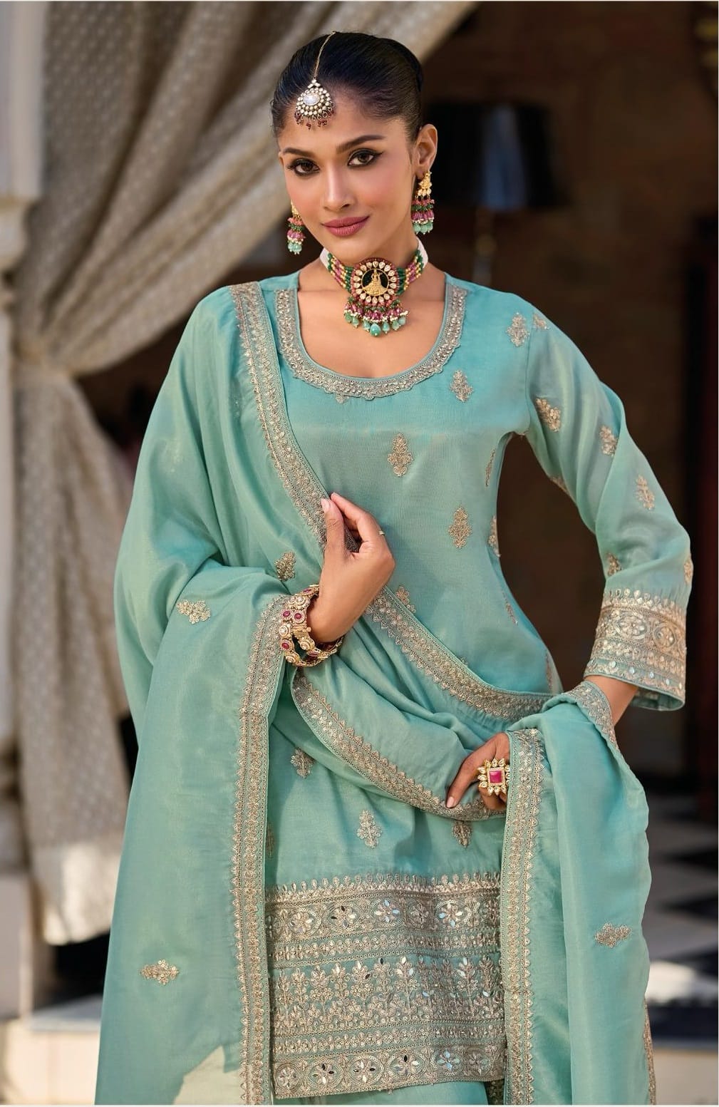 Designer Trending Farsi Shalwar Kameez For Wedding Wear - Image 4