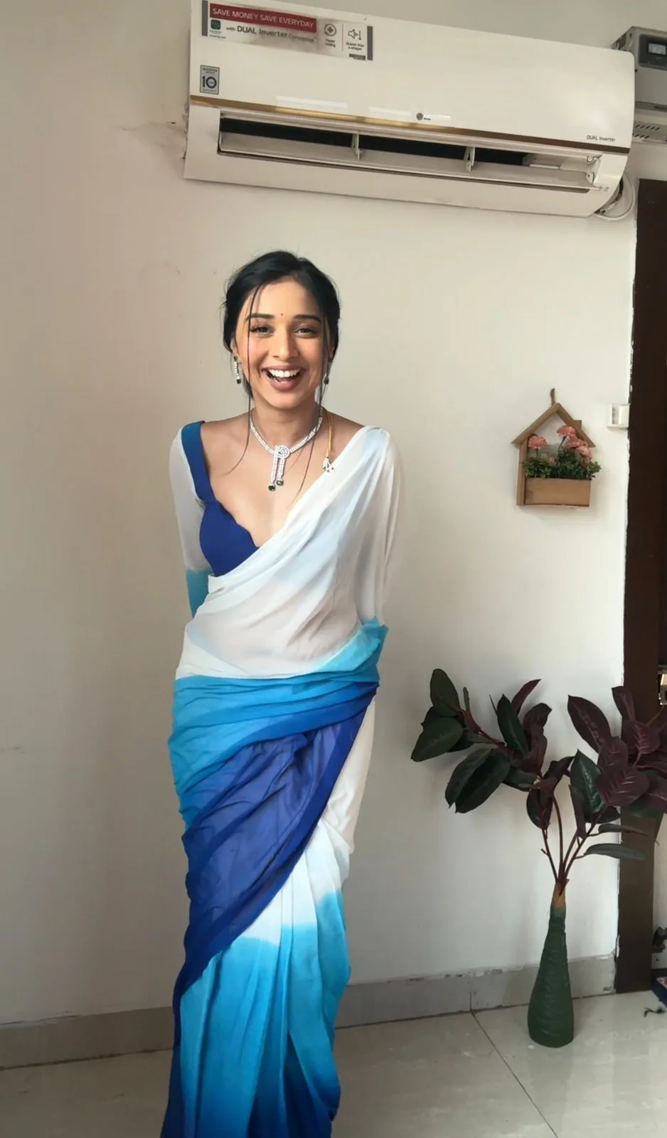 Sky Blue And White Padded Pre Draped Saree For Women - Image 4