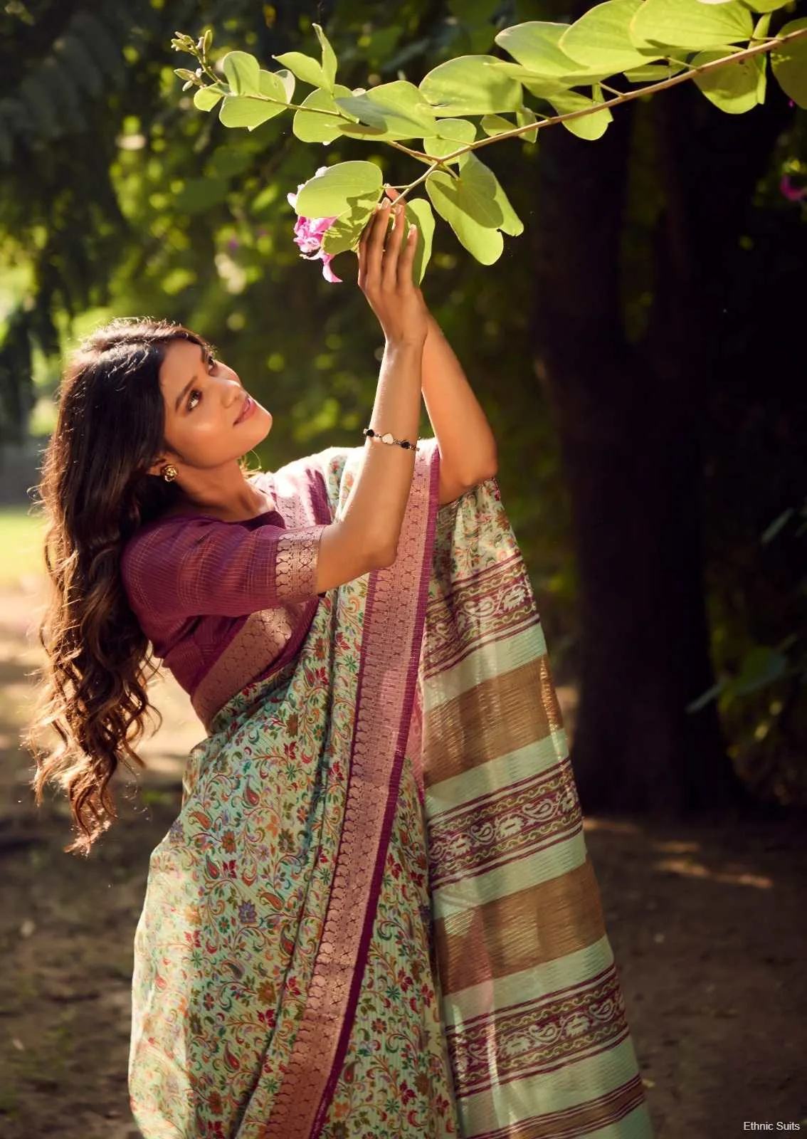 Soft Cotton Printed Saree With Jari Border - Image 4