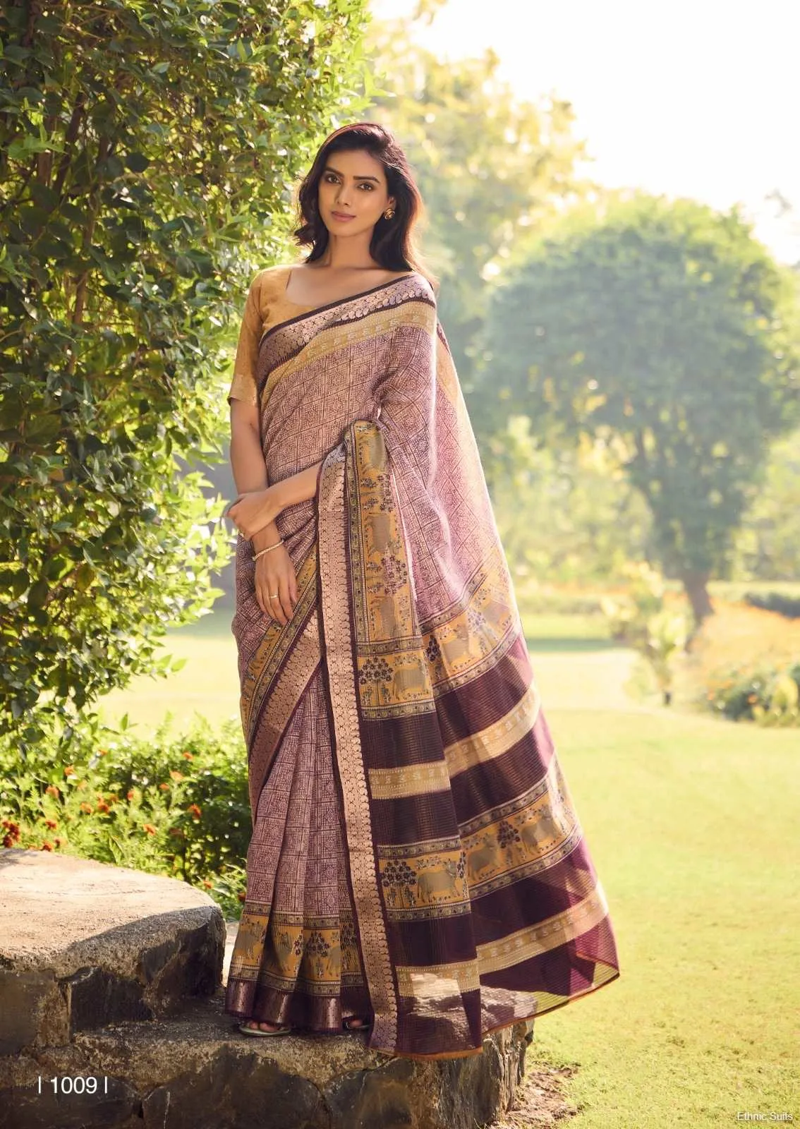 Soft Cotton Printed Saree With Jari Border - Image 5
