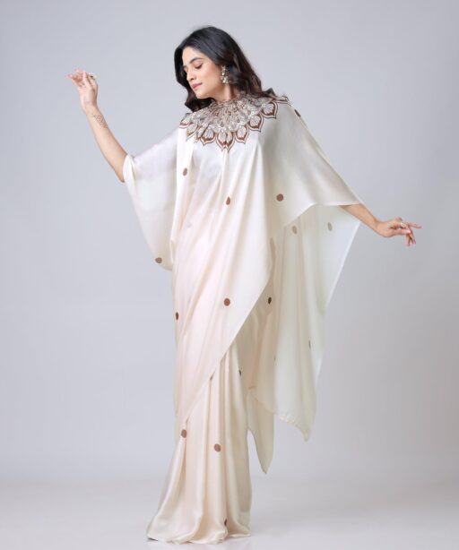 Designer Hand Free Saree With Beautiful Neck Print