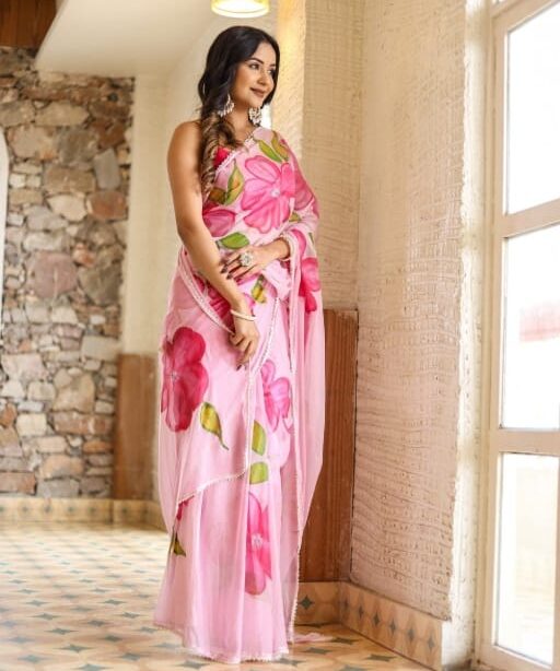 Beautifull Pink Georgette Floral Saree with Pearl Lace