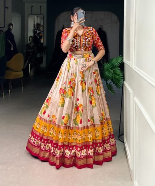 Stylish Chaniya choli