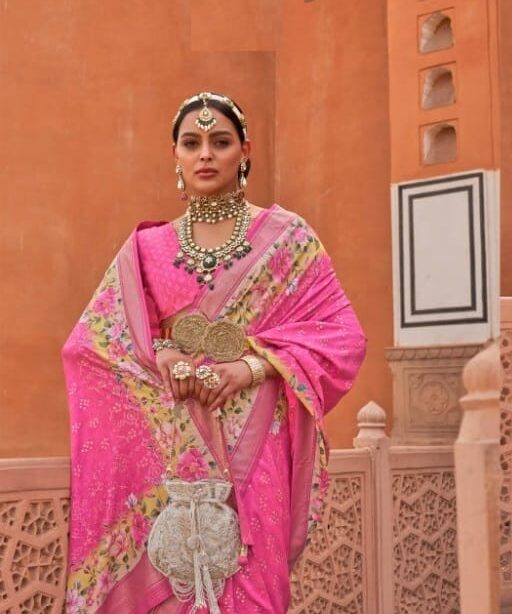 Traditional Silk Saree with Floral Print for Rich Look