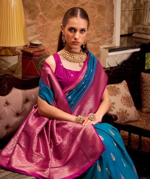 Festive Wear Soft Silk Saree With Heavy Weave Pallu