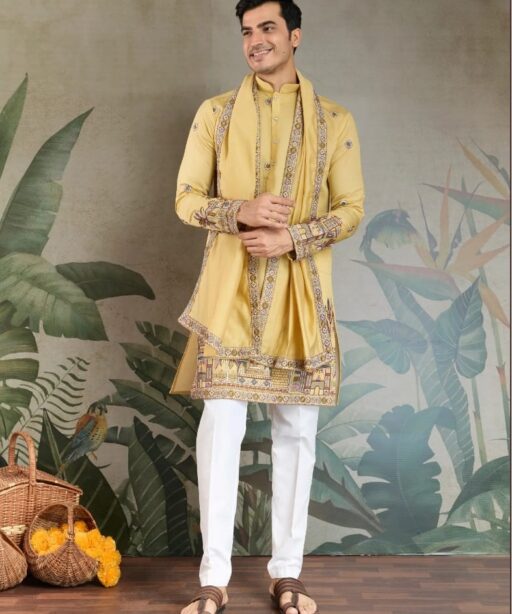 Buy Traditional Men's Rajwadi Kurta With Dupatta