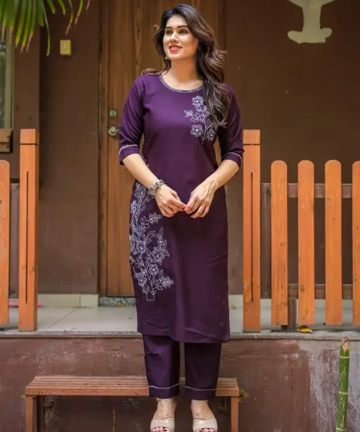 Stylish Office Wear Fancy Kurti Set