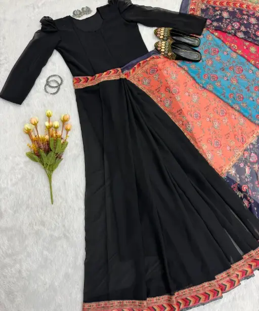 Trending Zip and Go Saree with Digital Print and Mirror