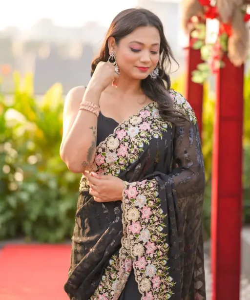 Wedding Wear Heavy Border and Stonework Saree