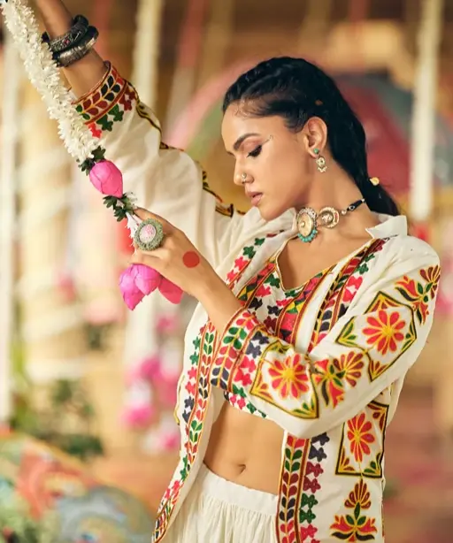 Buy Cream Navratri Chaniya Choli with Jacket