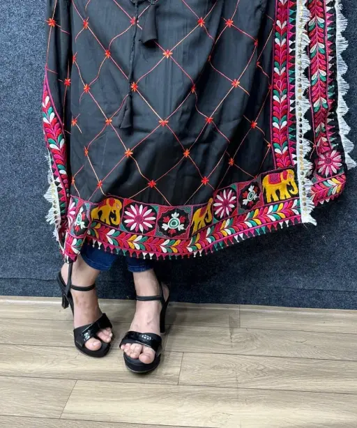 Buy Gamthi Traditional Work Kaftan