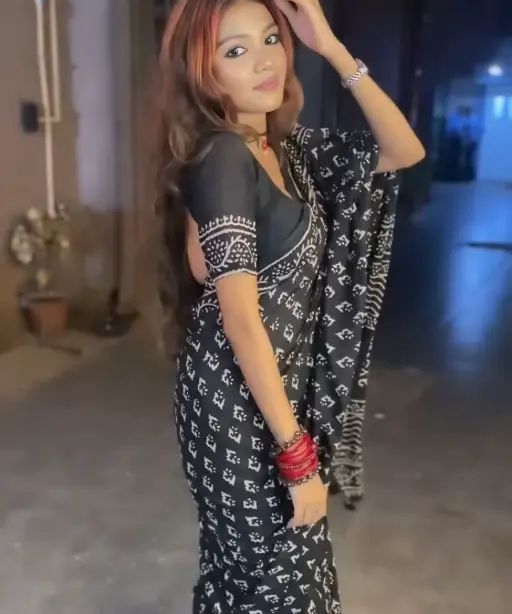 Stylish Black Printed Linen Ready to wear Saree