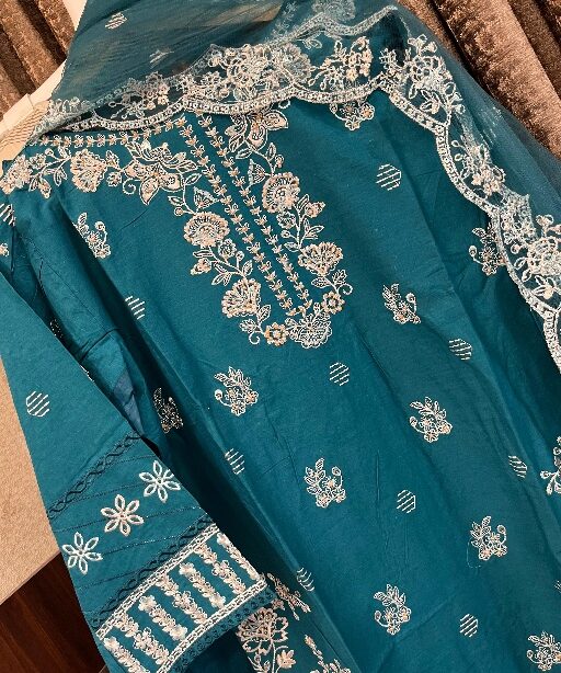 Readymade Pakistani Embroidery Suit