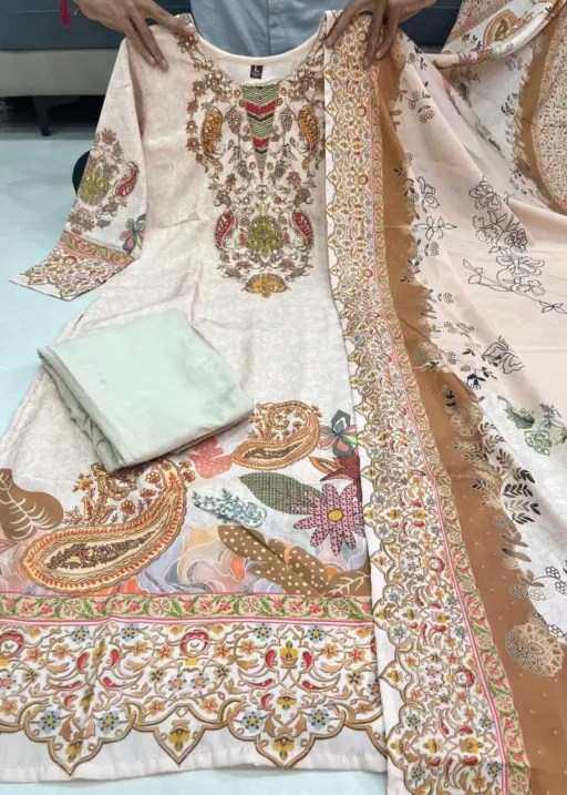 Buy Readymade Pakistani Salwar Suit