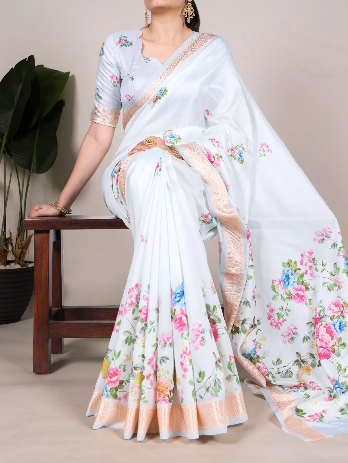 Tussar Silk Floral Printed Saree - Image 3