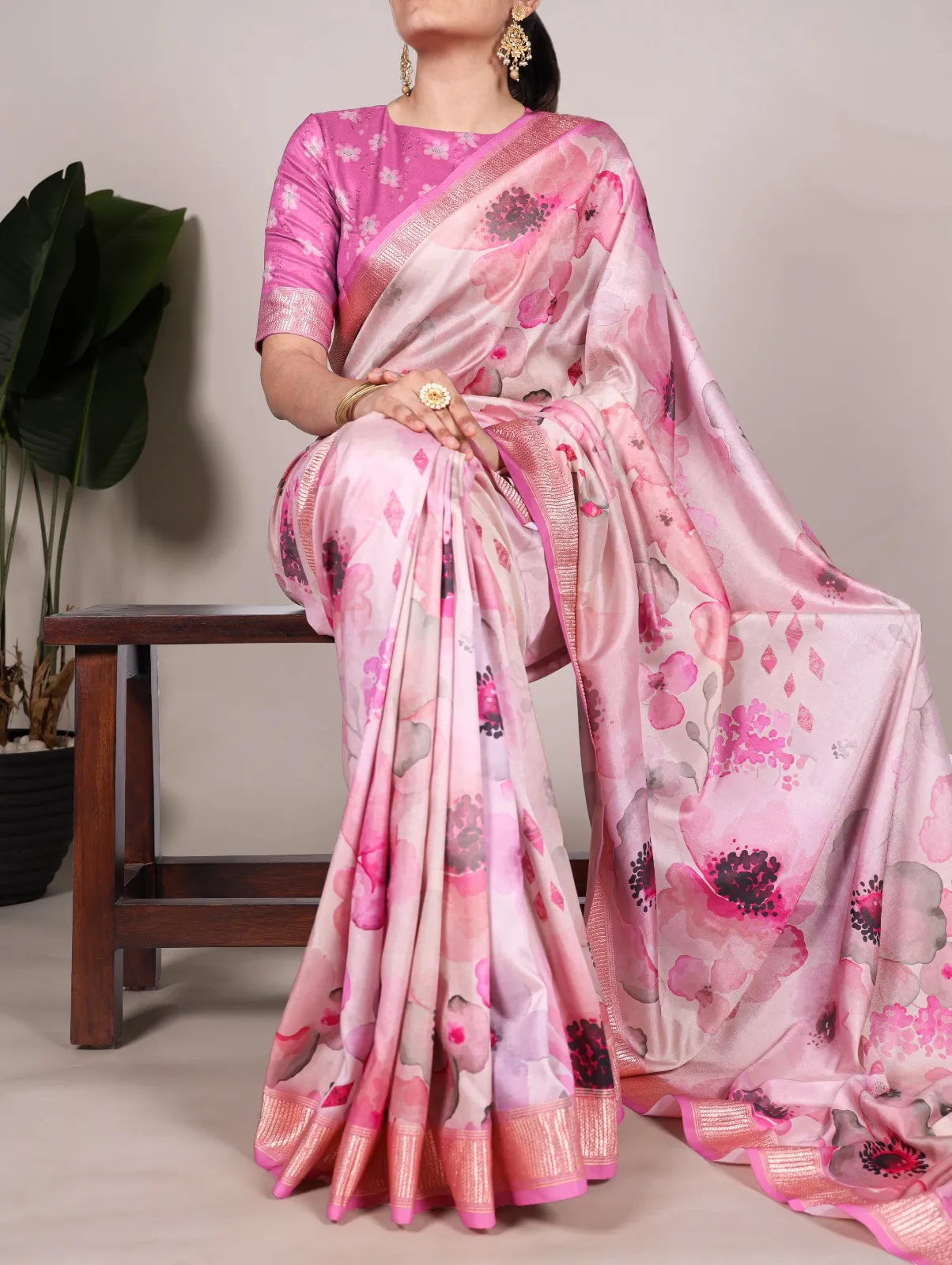 Tussar Silk Floral Printed Saree - Image 6