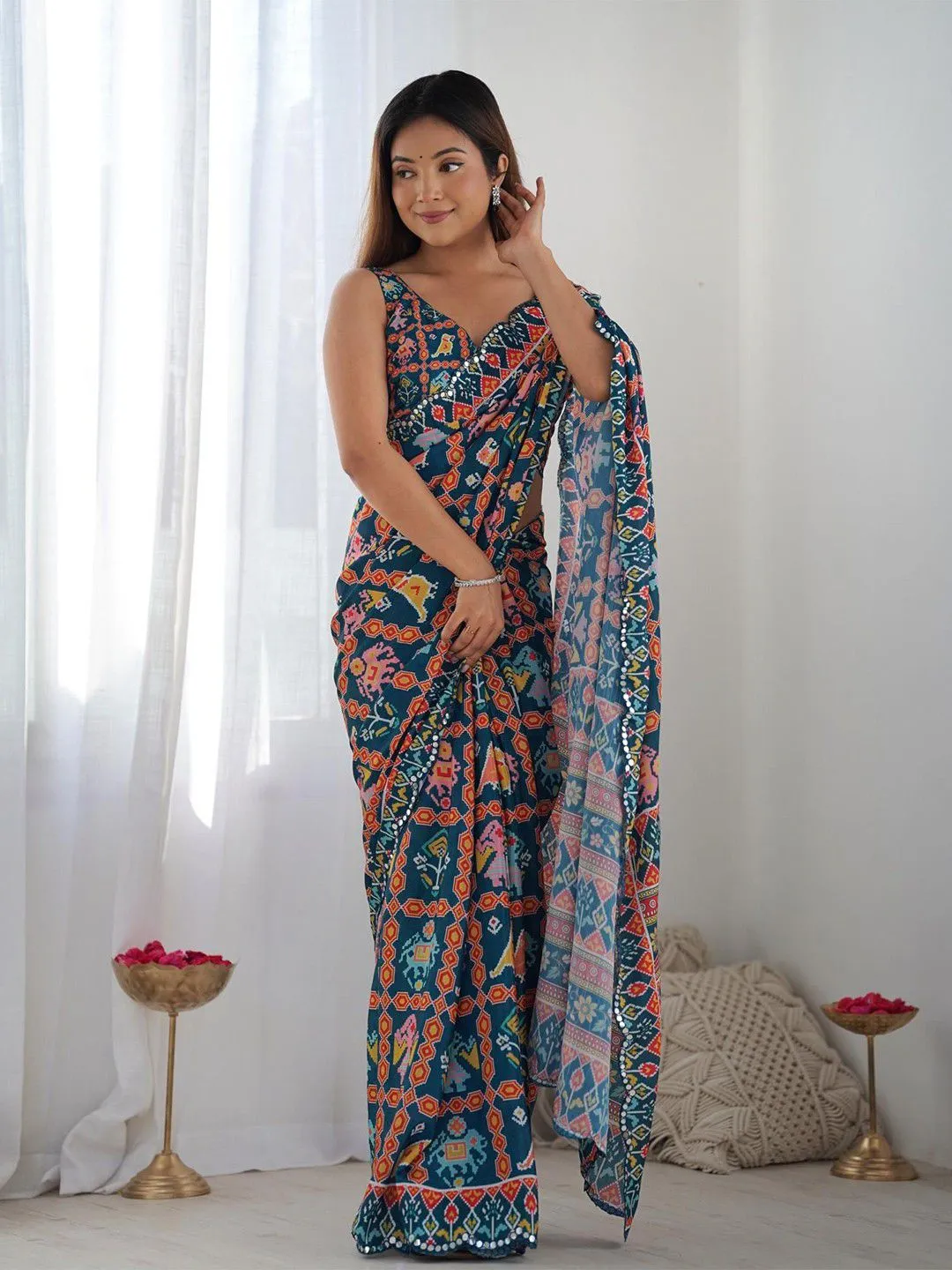 Georgette Traditonal Printed Saree - Image 3