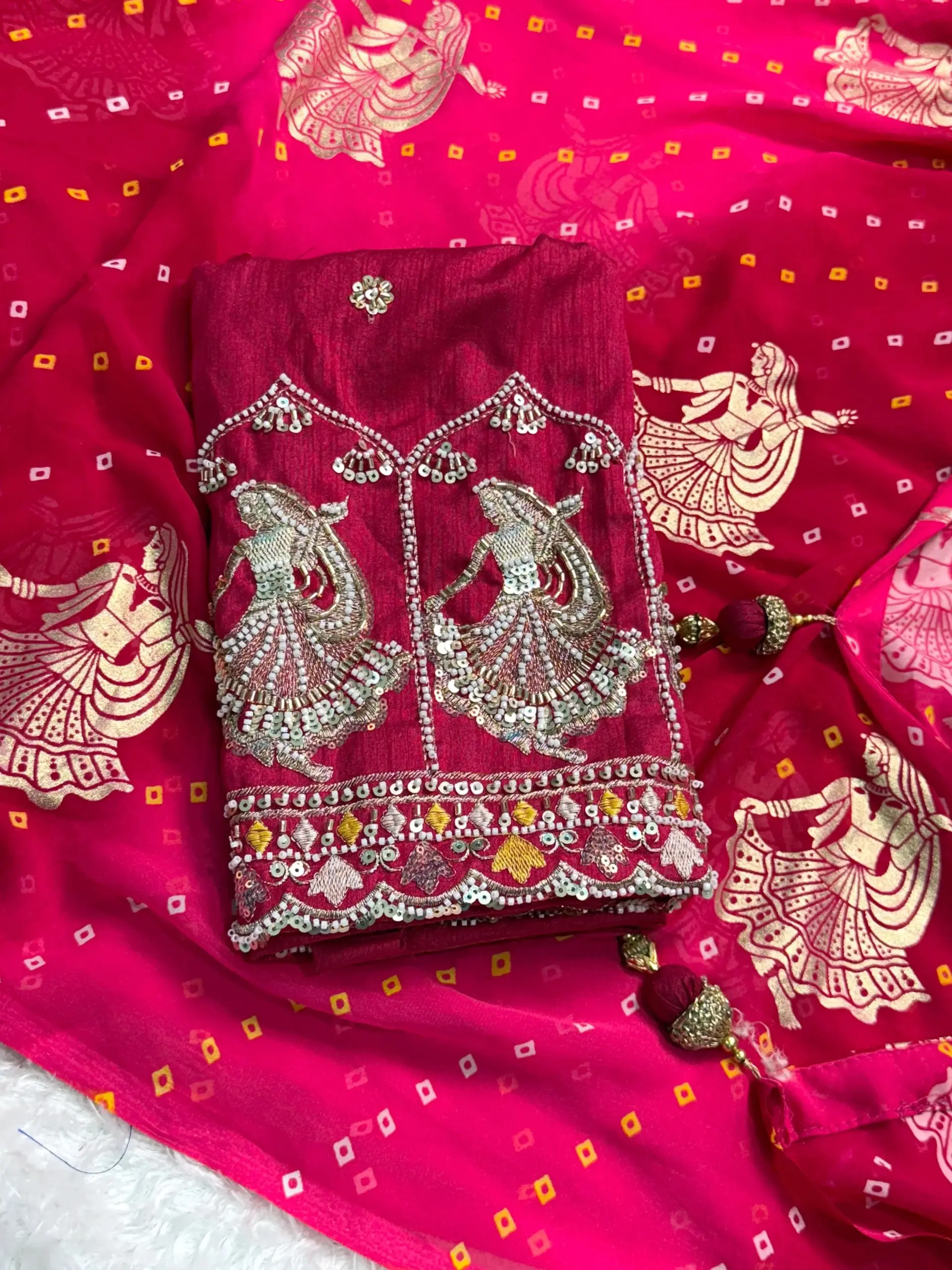 Karwa Chauth Special Bandhani Printed Khatli Work Saree - Image 2