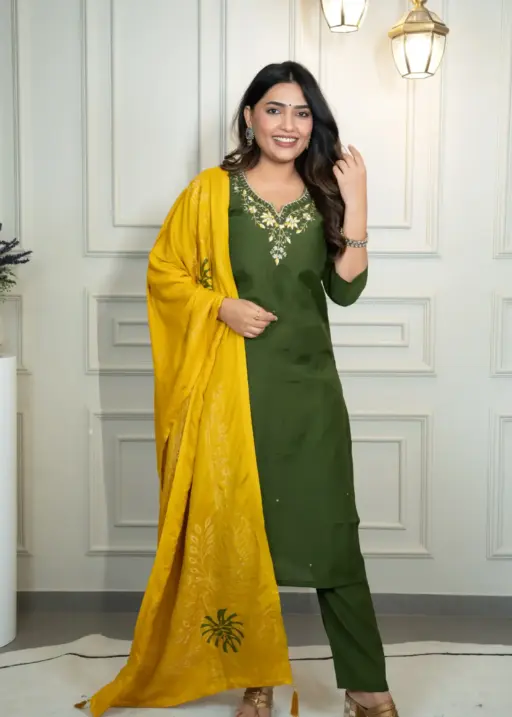 Pooja Special 3 piece Kurti Set
