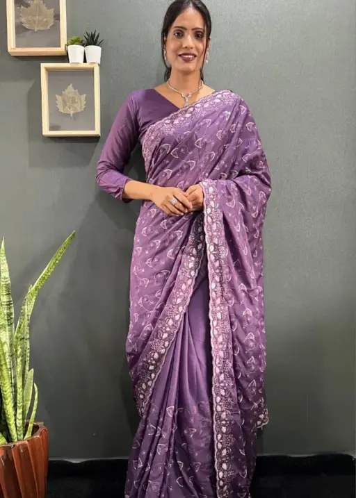 Premium 1 Min Saree For Diwali and wedding