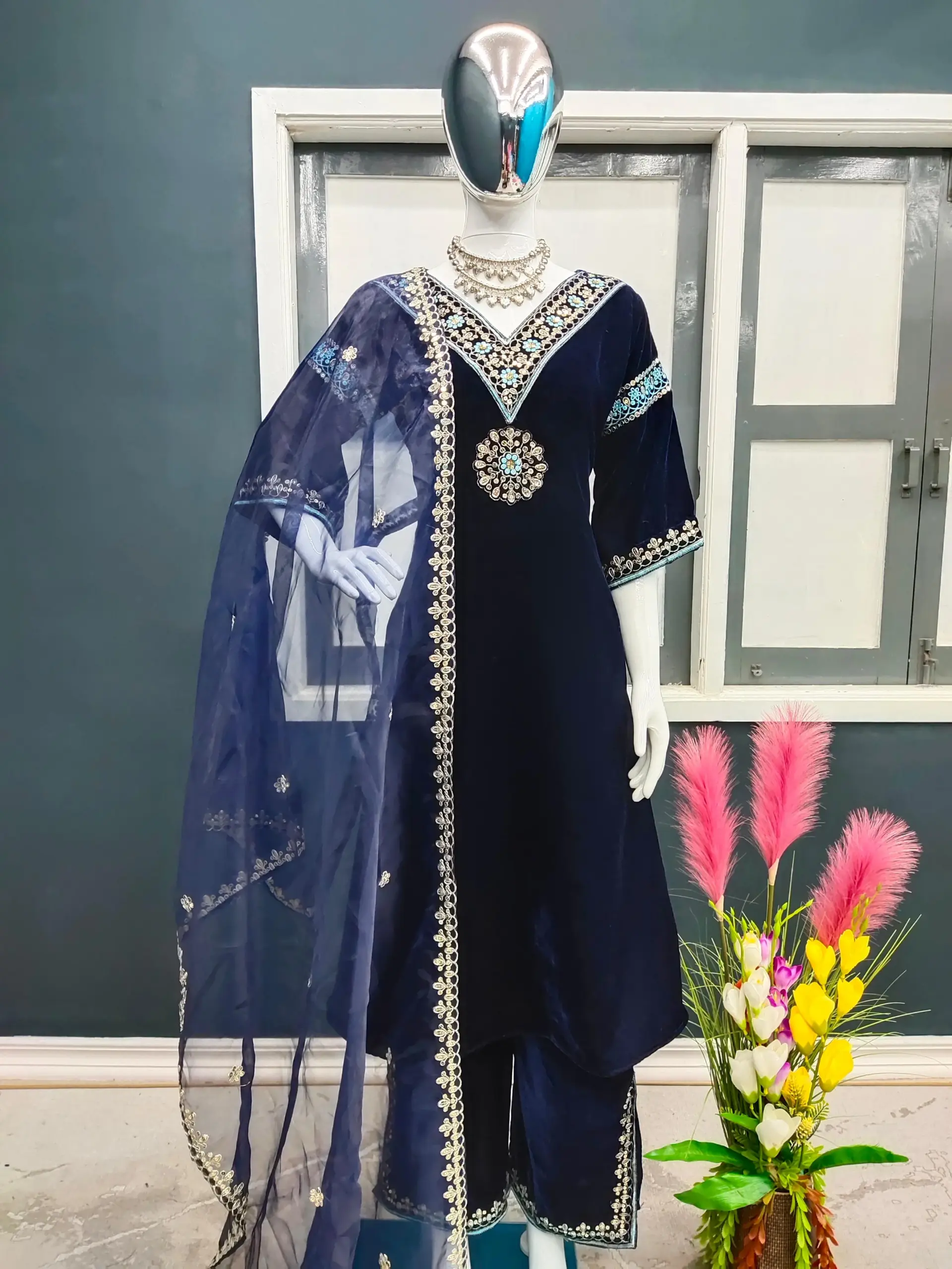 Anarkali Style Velvet Embroidery Suit - Image 3