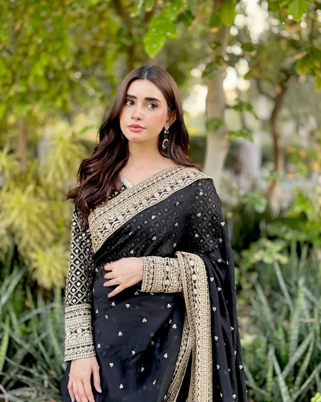 Bollywood Inspired Full Embroidery Black Sari - Image 6