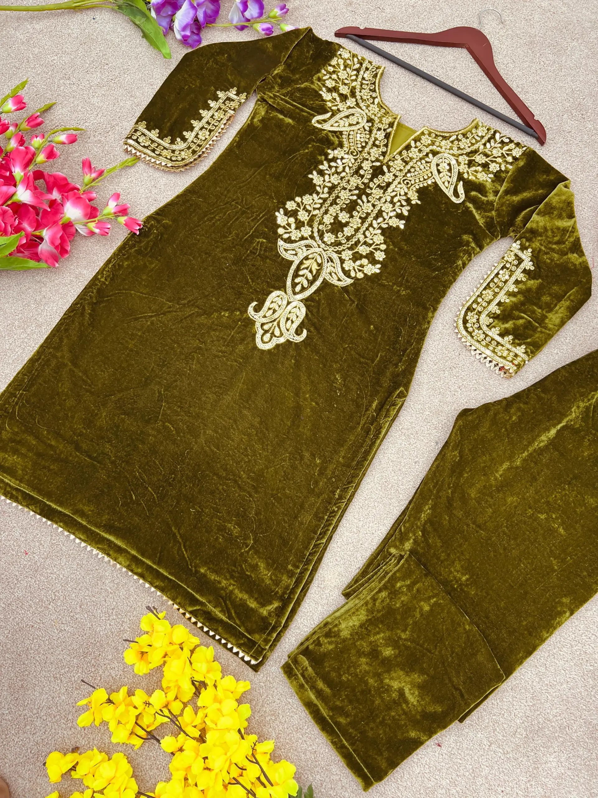Embroidered Velvet Co ord Set Trending - Image 4