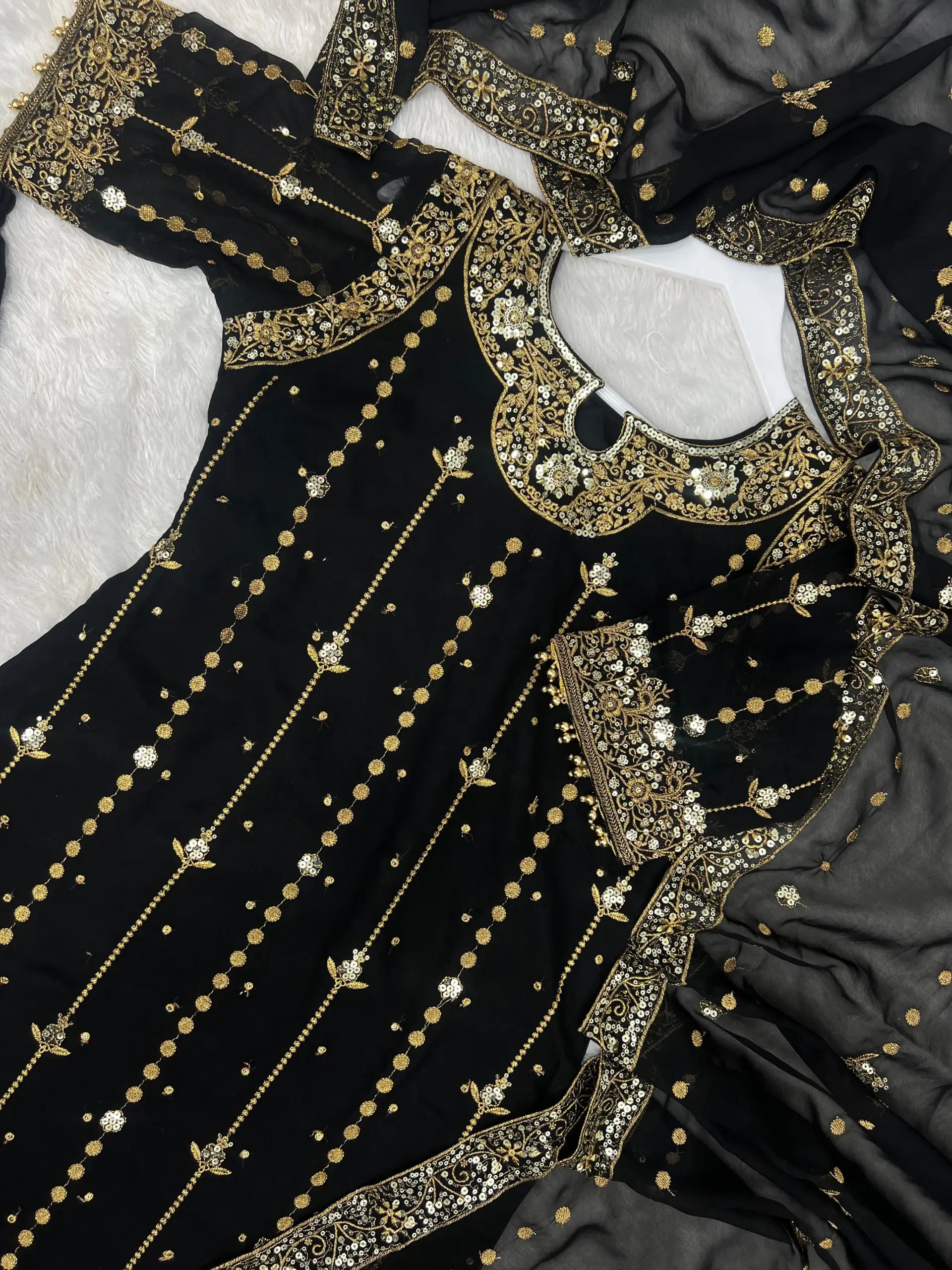 Heavy Embroidery Readymade Pakistani Dress - Image 2