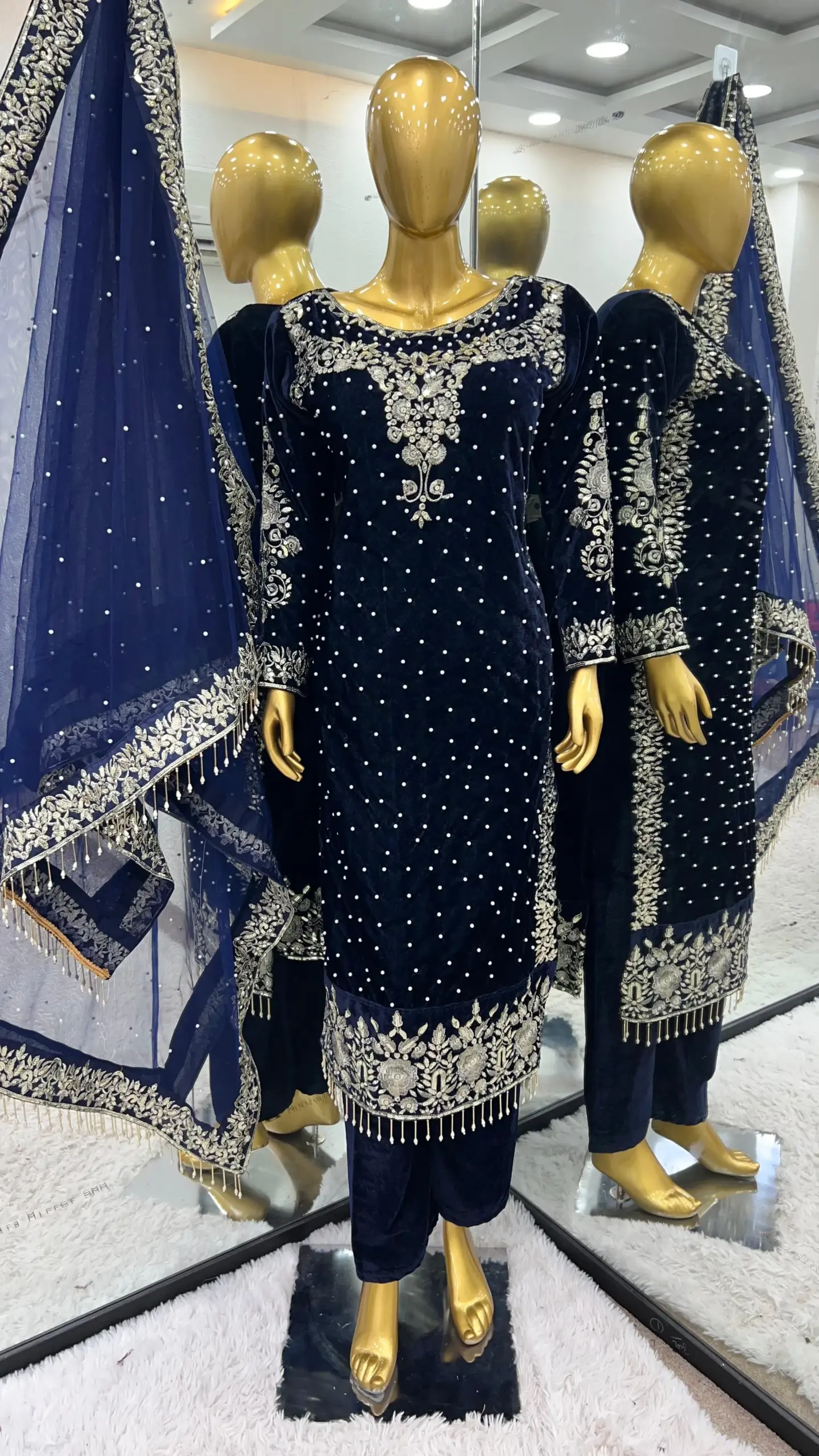 Heavy Embroidery Readymade Velvet Pakistani Suit - Image 2