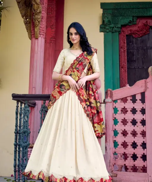 Kalamkari Dupatta with Off White Lehenga
