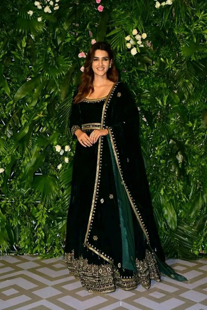 Kriti Sanon Inspired Velvet Anarkali Suit