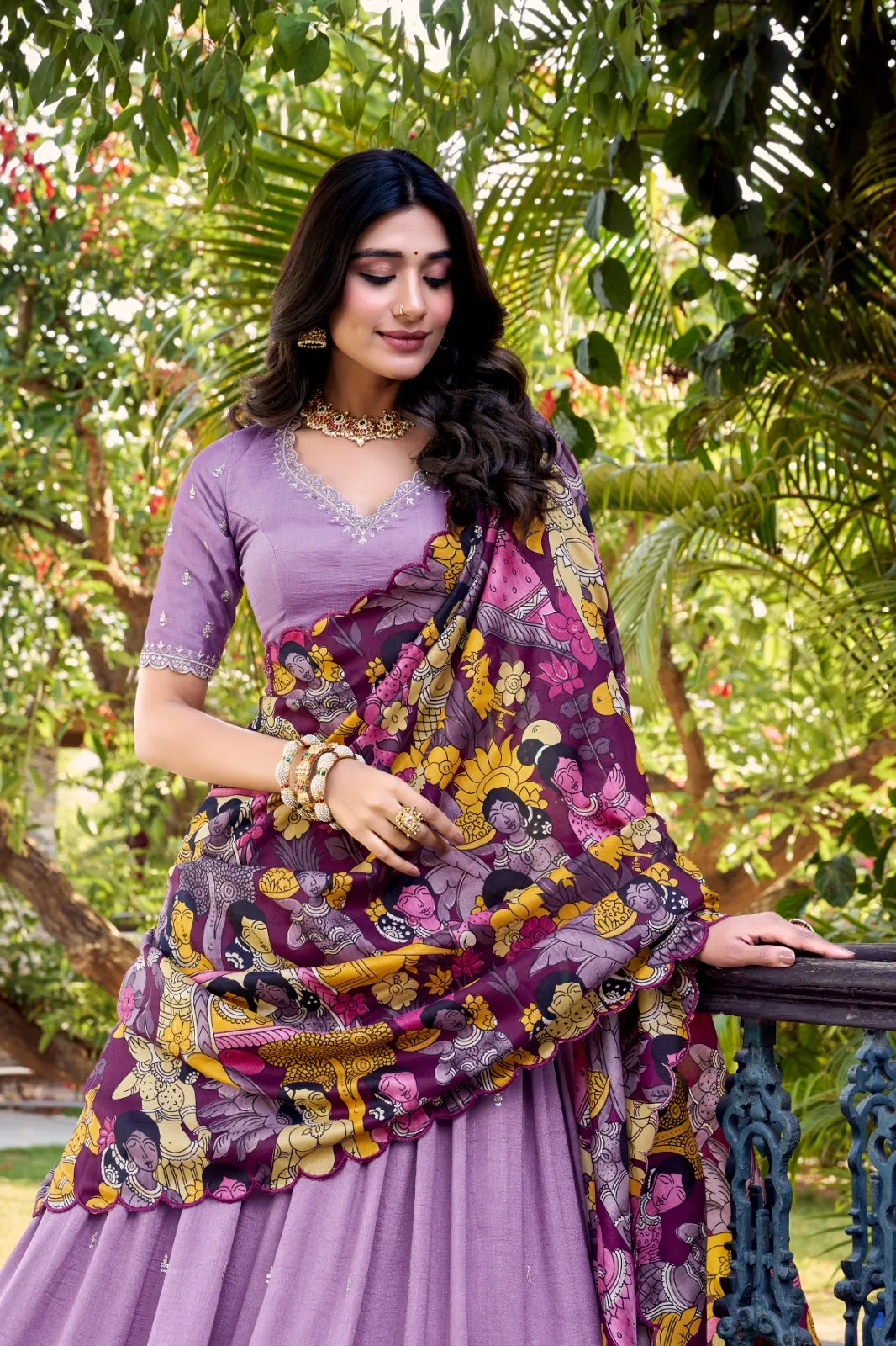 Lehenga With Kalamkari Printed Dupatta Set