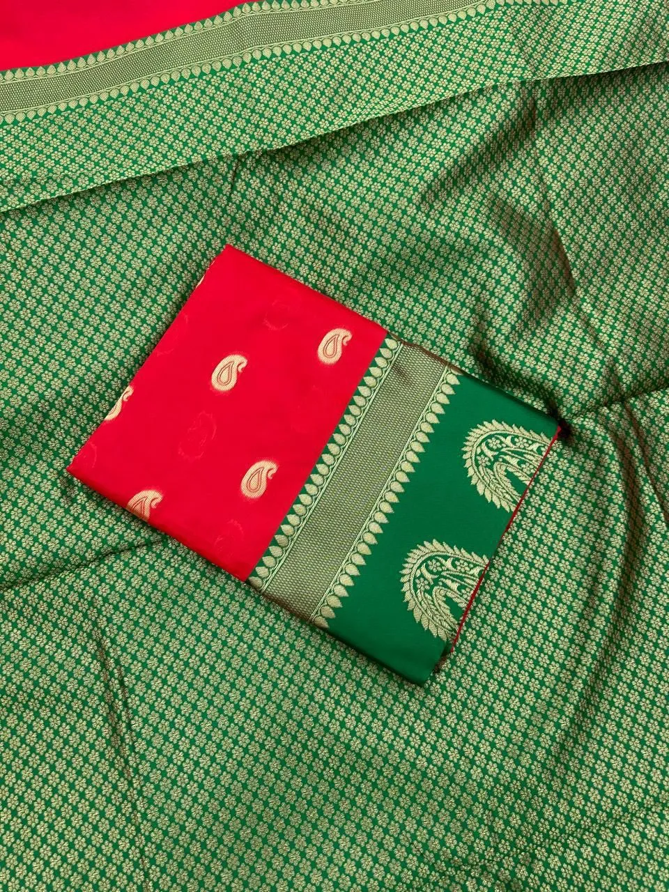 Litchi Silk Saree Under Budget - Image 3