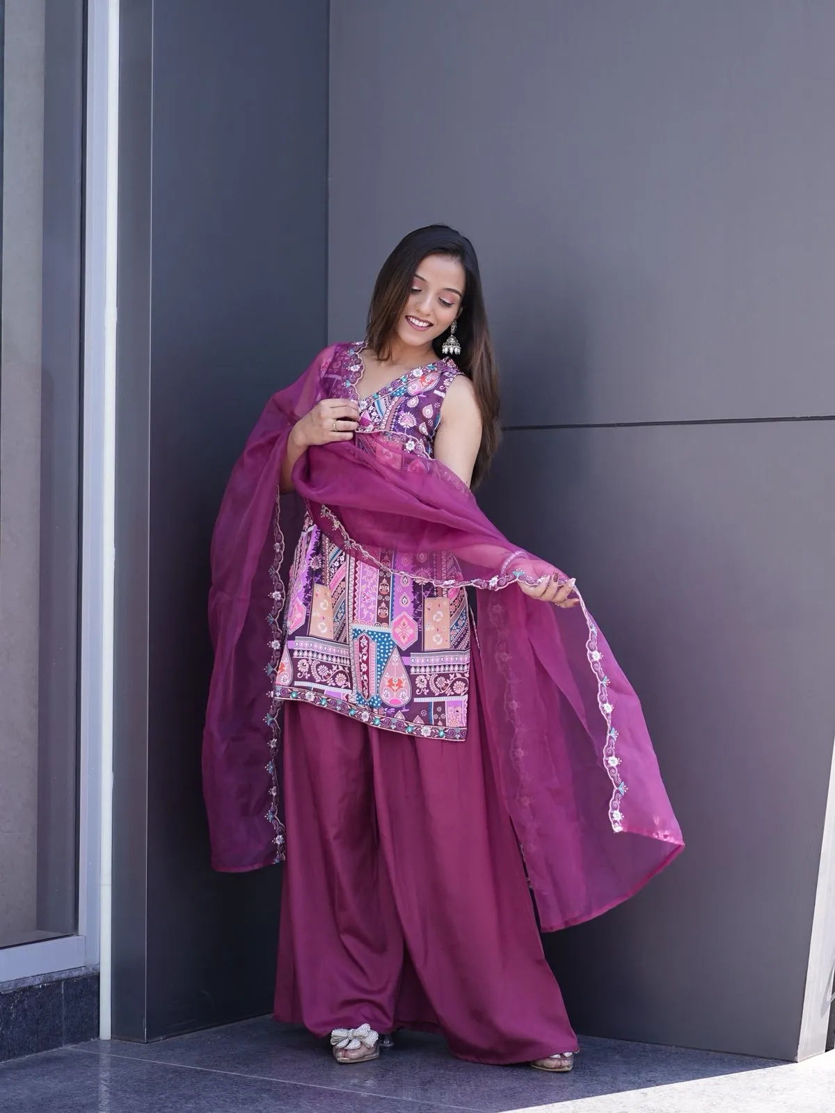 Sleeveless Printed 3 Piece Kurti Set