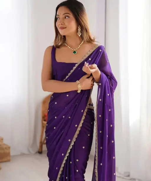 Stylish Border Wedding Saree Under1000