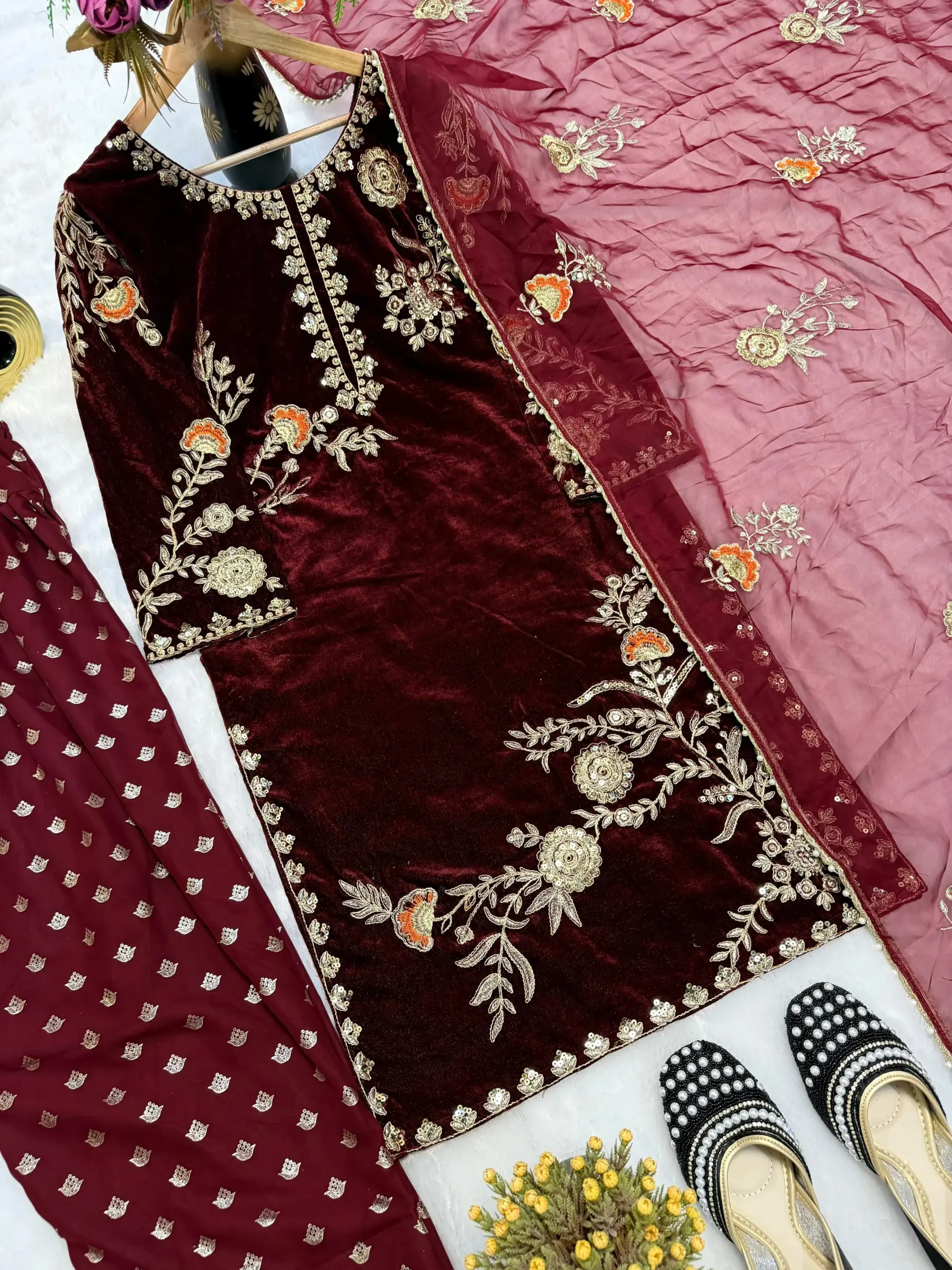 Stylish Velvet Farsi Salwar Suit - Image 2