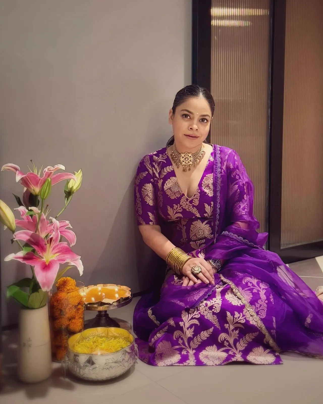 Sumona Chakravarty Inspired Jacquard Silk Suit