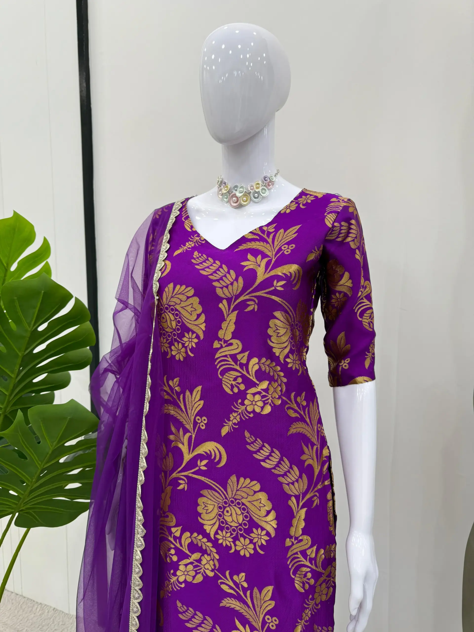 Sumona Chakravarty Inspired Jacquard Silk Suit - Image 2