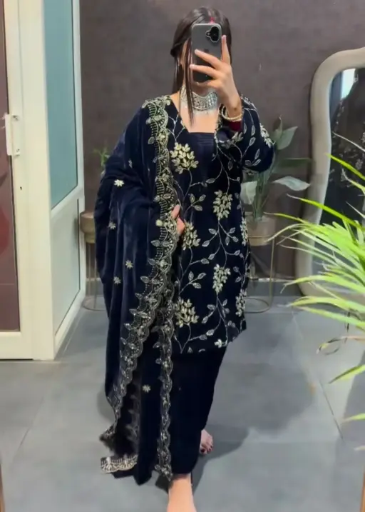 Trending Flower Embroidery Velvet Suit
