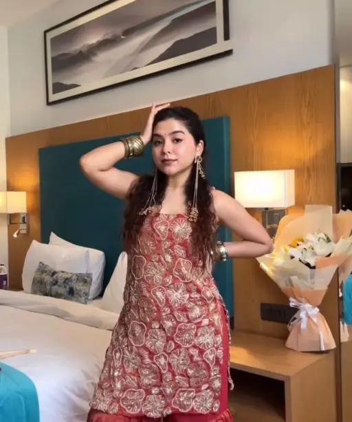 Wedding Special Sleeveless Suit Set