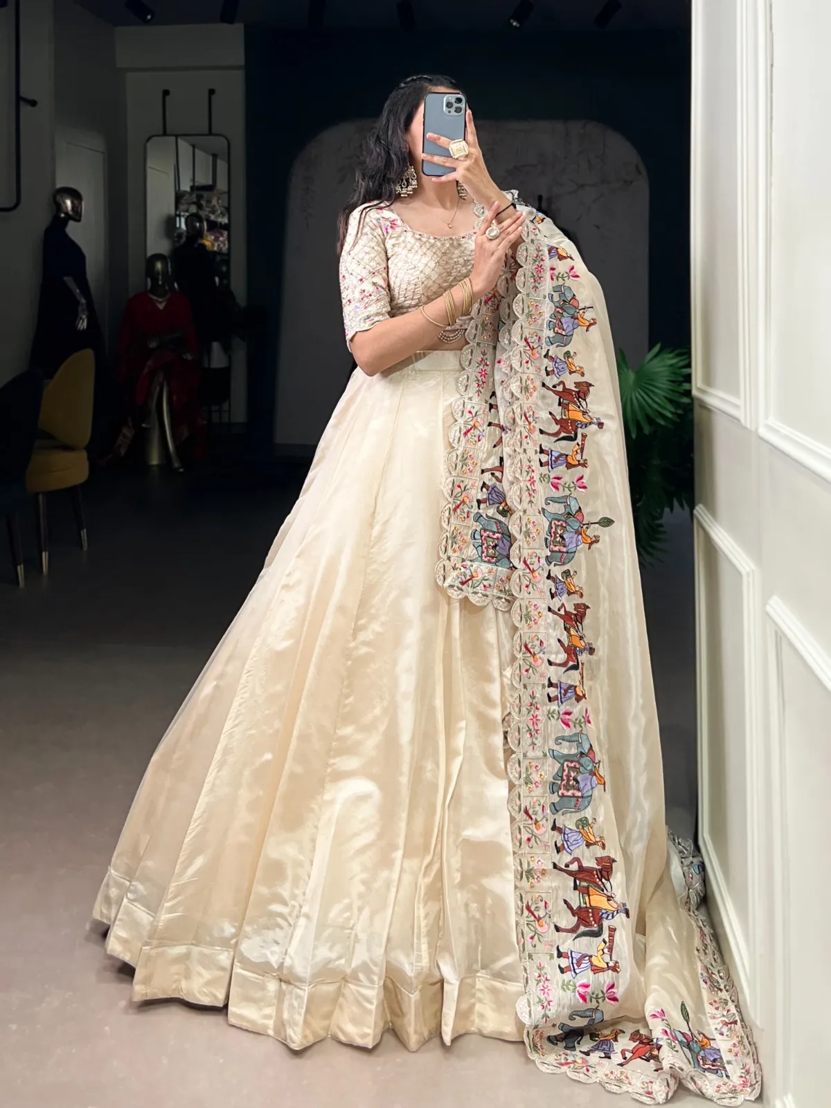 Off White Bridesmaid Lehenga with Heavy Dupatta - Image 3