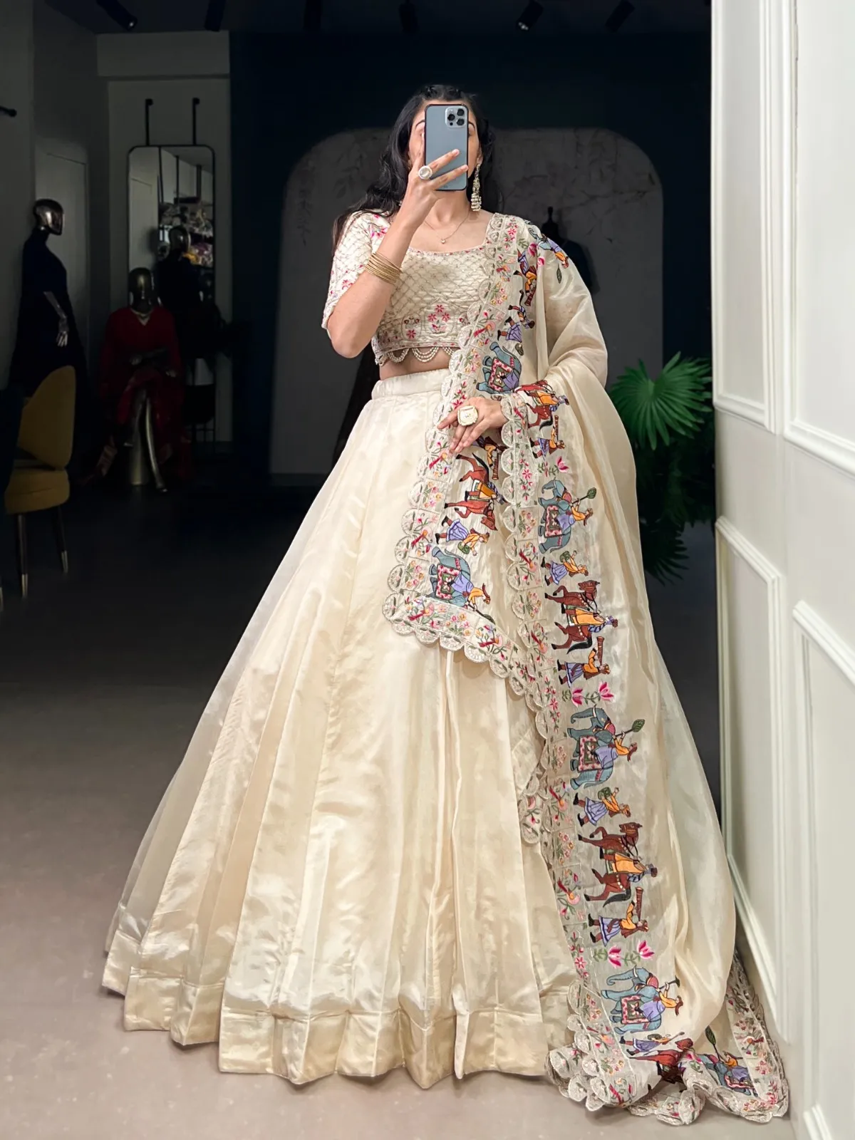 Off White Bridesmaid Lehenga with Heavy Dupatta - Image 4